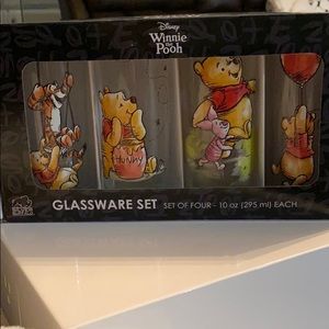 Disney Winnie the Pooh glassware set